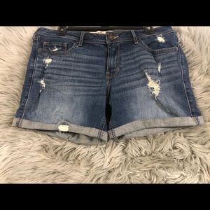 Ever worn! Boyfriend shorts size 7